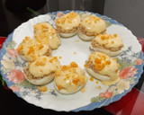 Foto del paso 8 de la receta: Huevos rellenos de marisco