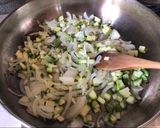 Φωτογραφία βήματος 2 της συνταγής Risotto με κολοκυθάκια και σαλάμι αέρος