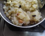 A picture of step 2 of Suji ka halwa.