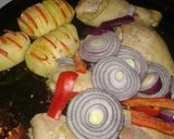 Foto del paso 2 de la receta: Patas de pollo con papa muy original. Rápido!!!
