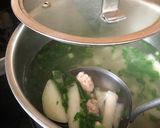 Hình bước làm 2 của món Canh thịt viên (món canh chung cho các loại rau củ)