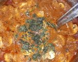 A picture of step 6 of Mushroom masala.