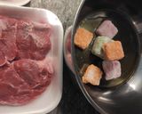 Foto del passaggio 1 della ricetta Spezzatino con sugo