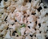 A picture of step 2 of Meaty cauliflower casserole.