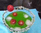 A picture of step 6 of Mermaid Rum punch.