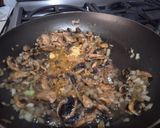 Foto del paso 3 de la receta: Pollo en crema de champiñones