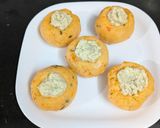 A picture of step 6 of Schezwan Upma bites.