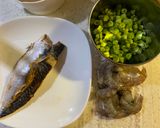 鯖魚蝦仁四季豆炒飯的食譜步驟1照片