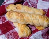 Csavart szezámmagos sajtos kifli Zsanette módra recept fázis 3 fotója