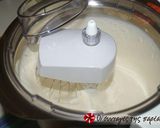 A picture of step 8 of Amazing Armenoville ice cream.