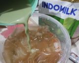 Foto langkah ke 4 dari resep Bucket Matcha Tea.