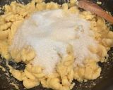 A picture of step 2 of Bánh In with Mung Bean Filling.