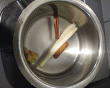 Foto langkah ke 2 dari resep Wedang Sejadu (Serai, Jahe, Madu, Kayu manis).