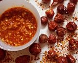 A picture of step 3 of Lehsan or lal mirch Chutney.