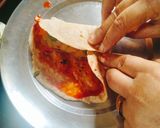 A picture of step 2 of Vegetable Frankie (instant veg Frankie).