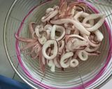 Foto langkah ke 3 dari resep Cumi Goreng Saus Mentega.