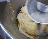 Foto del passaggio 2 della ricetta Treccia di pane all'olio a 8 capi 🌷