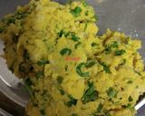 A picture of step 2 of Raw banana Hyderabadi toast.
