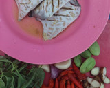 Foto langkah ke 1 dari resep Sambal Kencur Tempe Kemangi.