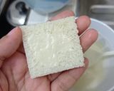 Foto langkah ke 3 dari resep Ide bekal anak - Roti Panggang Abon.