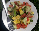 Foto del paso 3 de la receta: Ensalada con aguacate 🥑