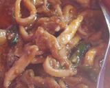 Foto langkah ke 2 dari resep Cumi saus tiram.