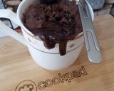 A picture of step 5 of Oreo lava mug cake.