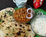 A picture of step 9 of Chhole kulche.