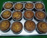 Foto langkah ke 3 dari resep Bolu pisang cup mini.