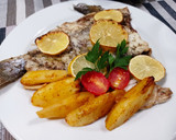 Foto del paso 6 de la receta: Dorada asada al horno con patatas sabrosas