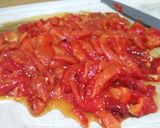 A picture of step 6 of Roasted red pepper and tomato salad.