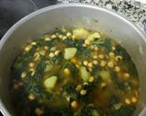 Foto del paso 6 de la receta Potaje de garbanzos con espinacas