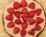 Foto langkah ke 13 dari resep Strawbery Chocolate Short Cake Klasik &Lembut ❤️.