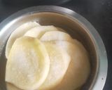 A picture of step 2 of Crispy potato pakoda.