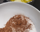 Foto del paso 5 de la receta: Tarta de cumple de chocolate con jengibre y almendras