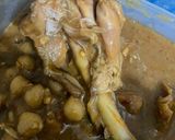 A picture of step 5 of Murgh chana.