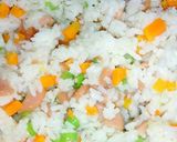 Foto langkah ke 3 dari resep Nasi goreng batita ku🚸😍.