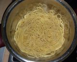 Foto del paso 3 de la receta: Espaguetis con champiñones y verduras