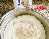 Foto del paso 1 de la receta: 🥟CALZONE🥟 DE PUERROS 🧀QUESO🧀 Y 🍖 JAMÓN🍖 (masa casera) 😋