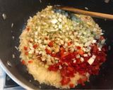 Foto del paso 2 de la receta: Sopa liviana de verduras con carne y fideos