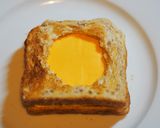 รูปขั้นตอนการทำที่ 2 ของ Egg Avocado Cheese Sandwich