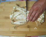 Фото кроку 1 до Просто нарежьте ЛАВАШ соломкой и ВКУСНЯТИНА ИЗ ЛАВАША на завтрак Готова!.