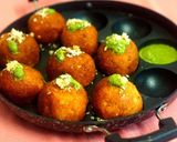 A picture of step 6 of Coconut stuffed indori patties.
