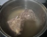Foto langkah ke 1 dari resep Rawon Campuran Sengkel dan Tulang.