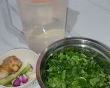 Foto langkah ke 1 dari resep Sayur bening daun kelor.