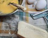 Foto del paso 3 de la receta: Omelette a los 3 quesos