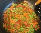 Foto langkah ke 3 dari resep Vegetable with fish meatball.