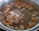 A picture of step 3 of Lotus Seed and Dried Longan Sweet Soup (Chè Hạt Sen với Long Nhãn).