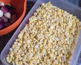 Foto langkah ke 1 dari resep Dadar jagung (ala tifa) taste better than it looks, believe me!😂.