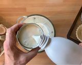 Foto del passaggio 8 della ricetta Crostata con Flan di crema al latte condensato